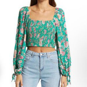 B-O-G Collection green floral long sleeve crop top